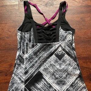 Lululemon tank top size 4